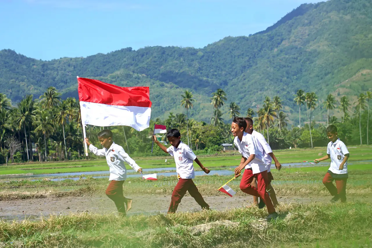 Gerakan 10 Juta Bendera...