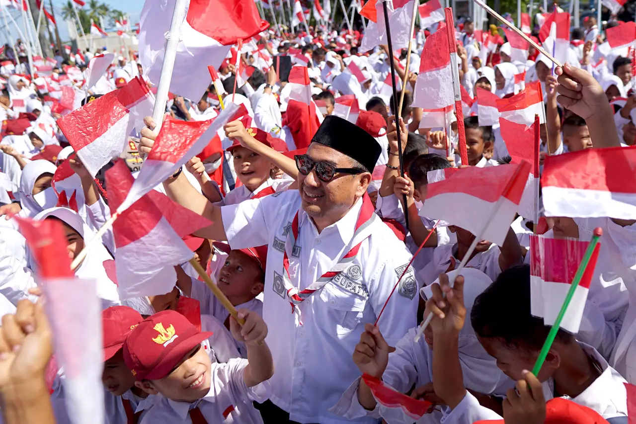Gerakan 10 Juta Bendera...