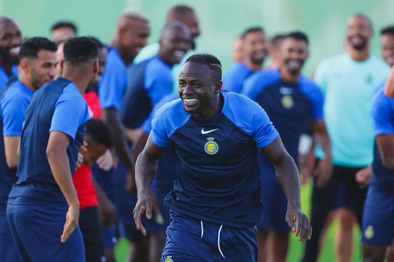 Sadio Mane Disambut...