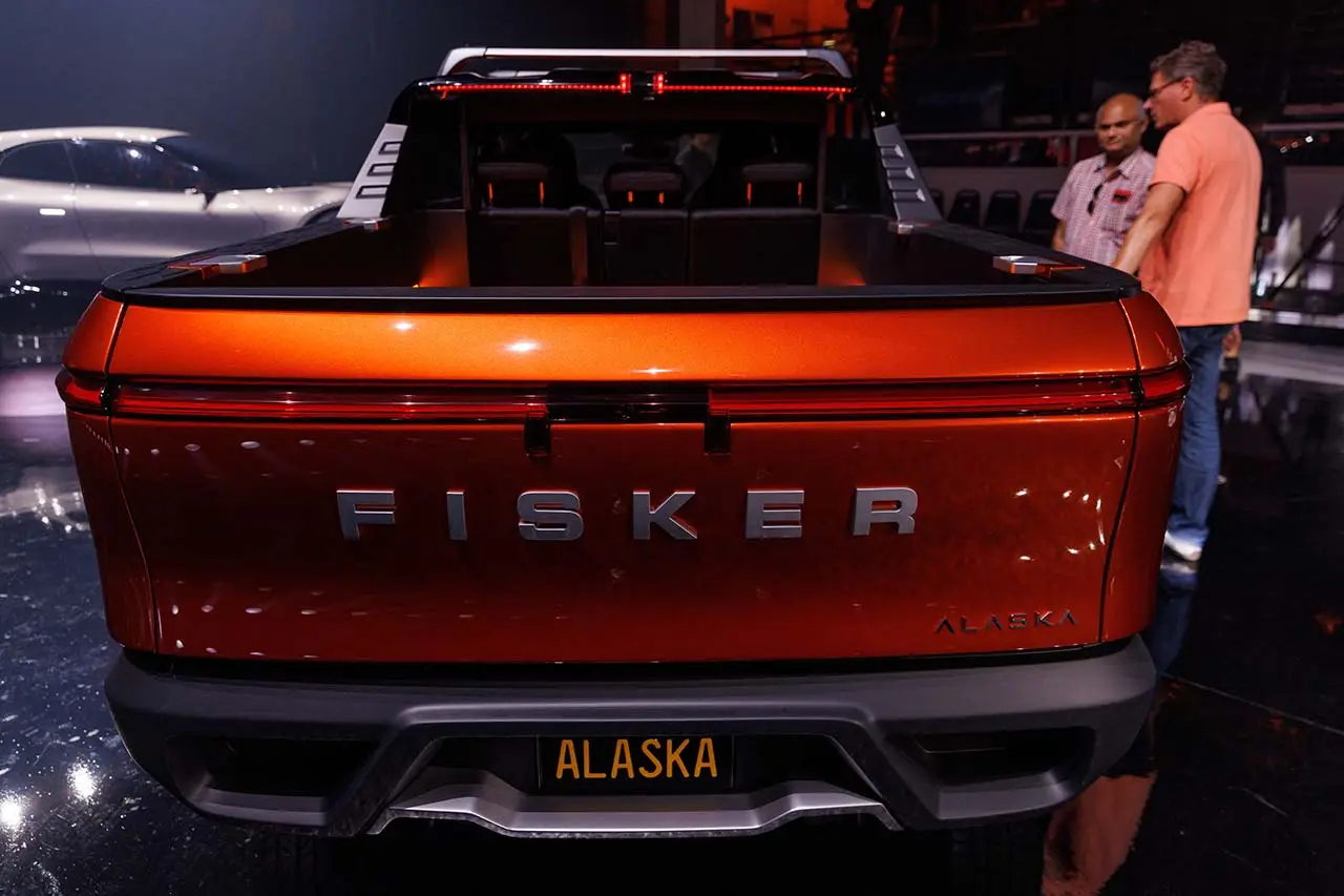 Fisker Luncurkan Truk...
