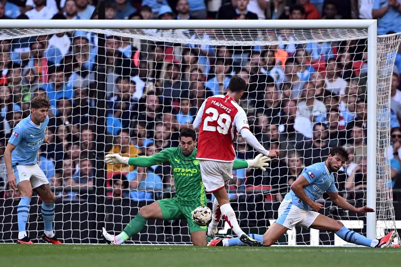 Turun Minum, Arsenal...