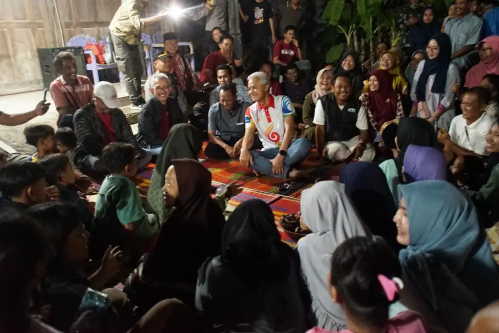 Begini Kehangatan Ganjar...