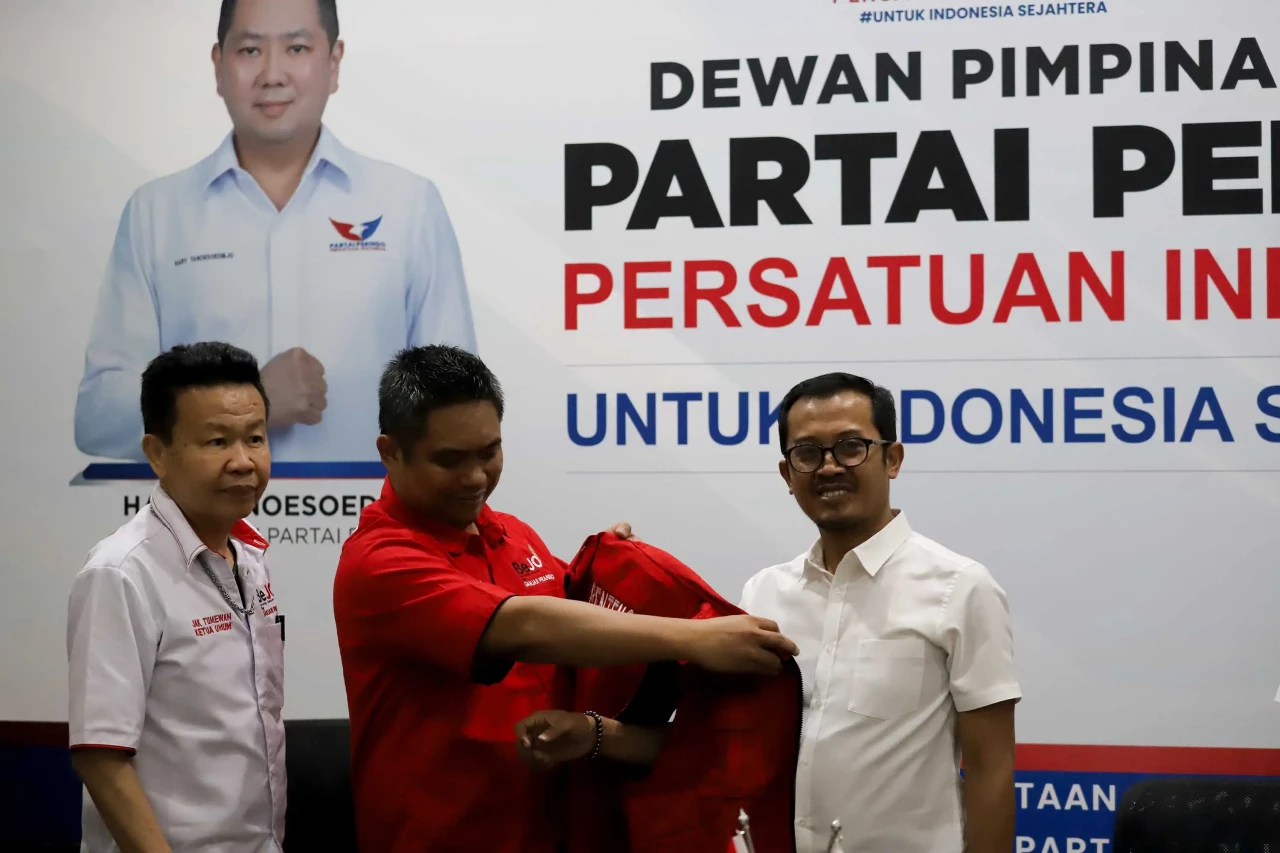 Partai Perindo dan Relawan...