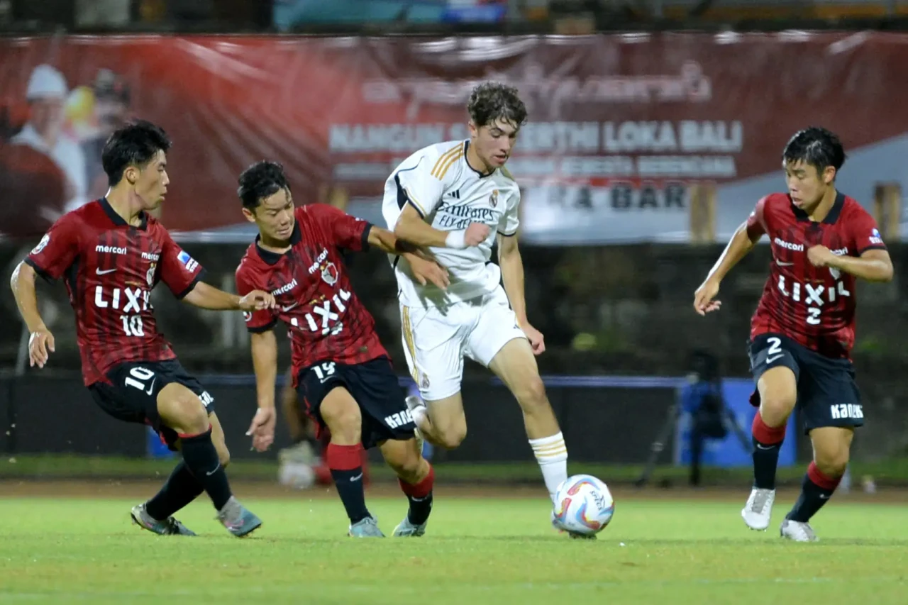 Real Madrid U-18 Gulung...