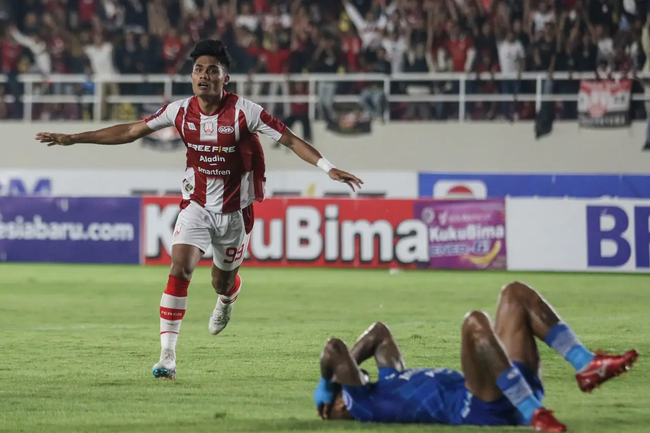Hasil Persis Solo vs...