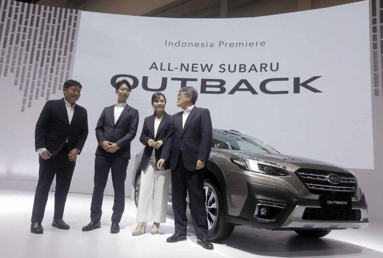 Subaru Outback Resmi...