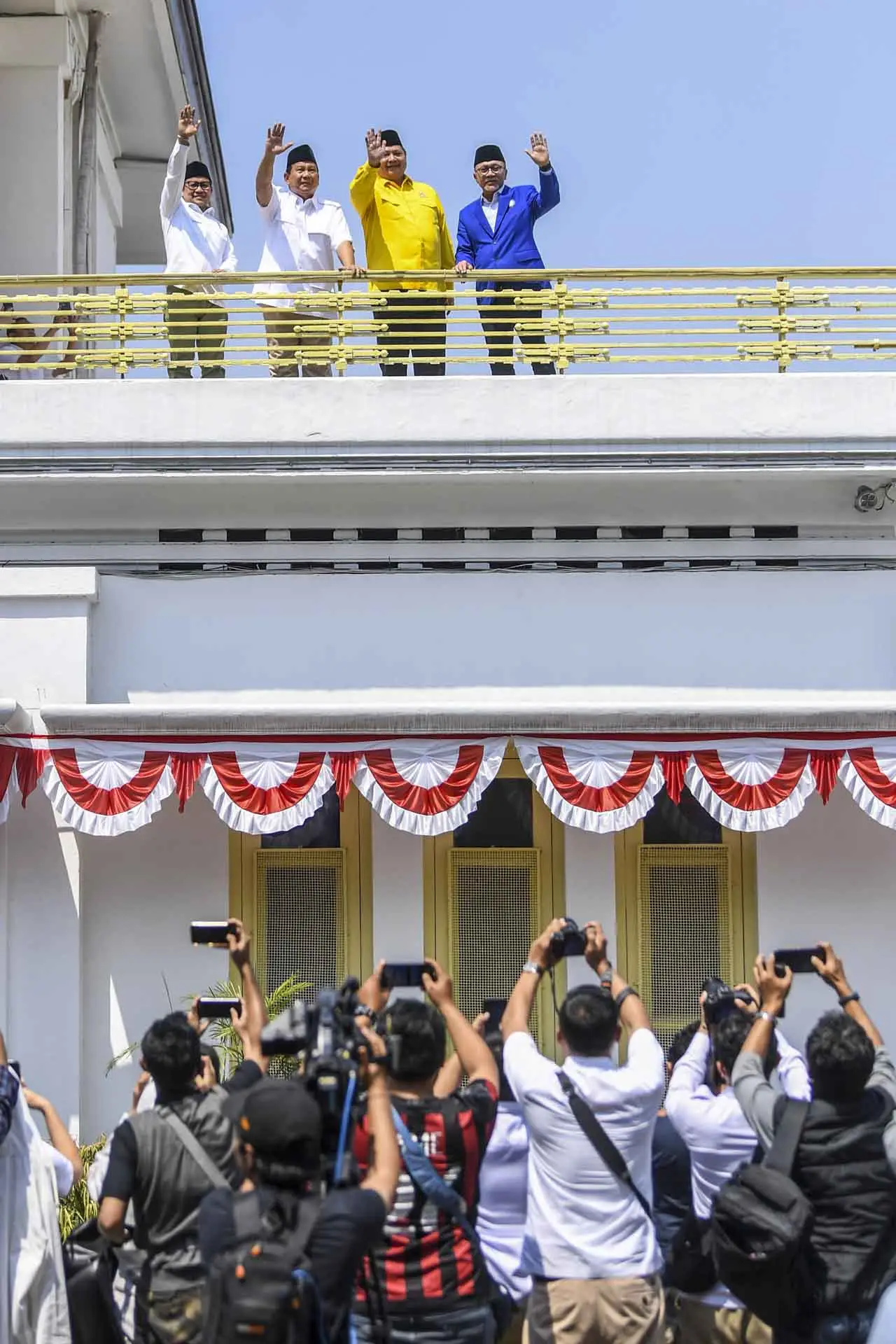 Golkar dan PAN resmi...