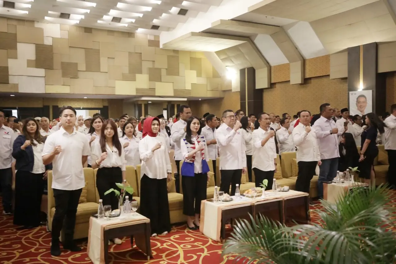 HT Panaskan Mesin Partai...