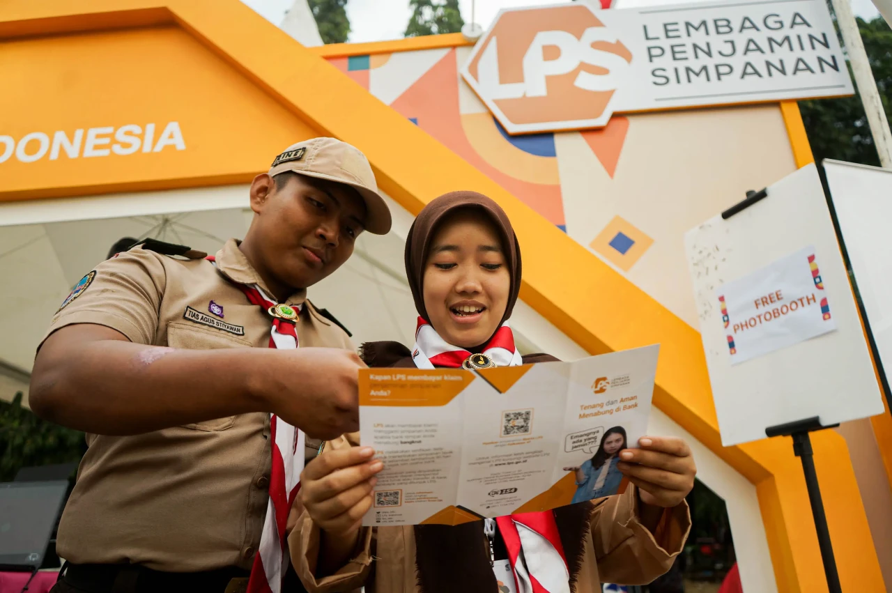 LPS Berikan Edukasi...