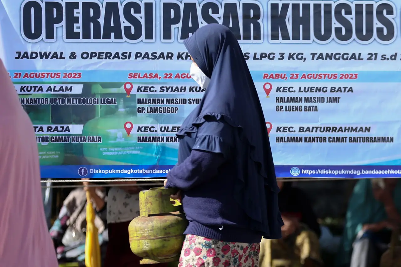 Emak-emak di Aceh Rela...