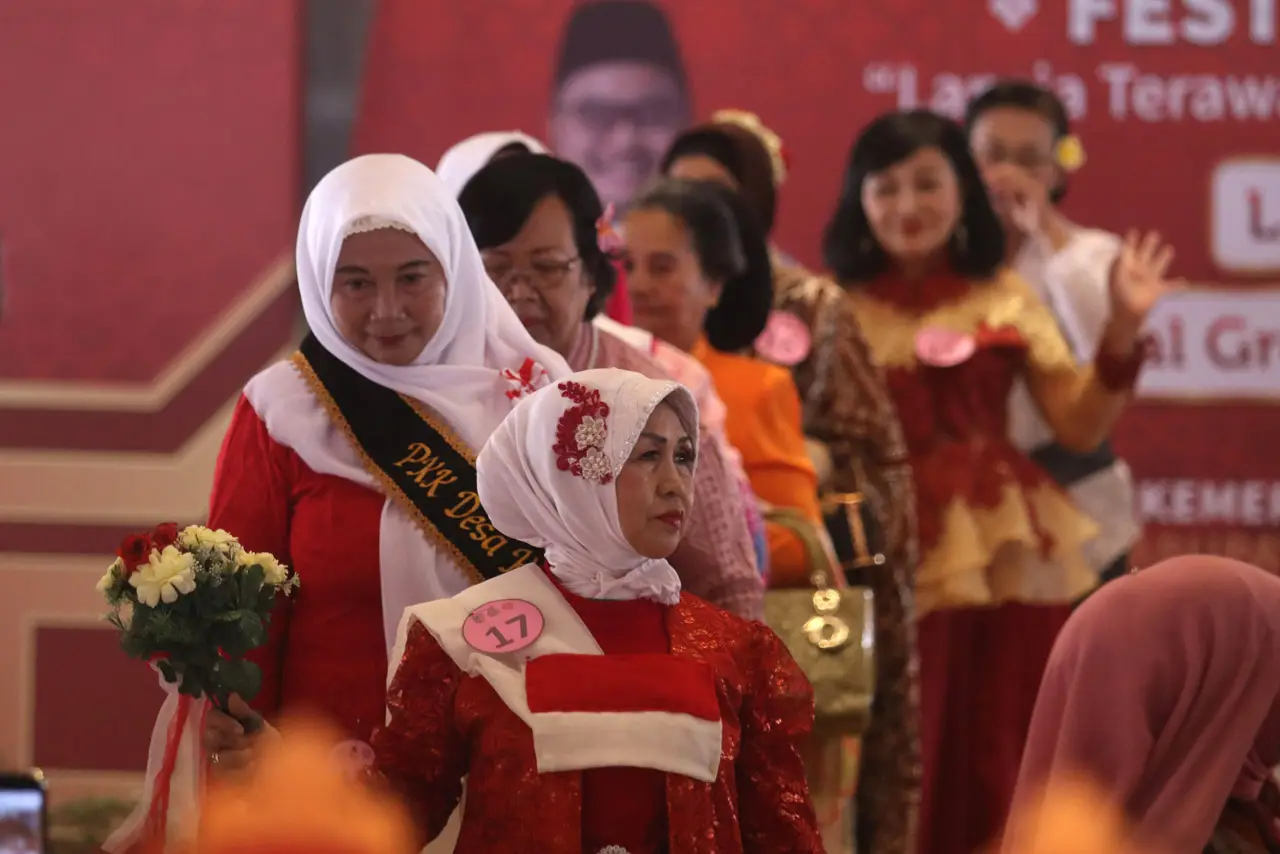 Festival Lansia di Kediri