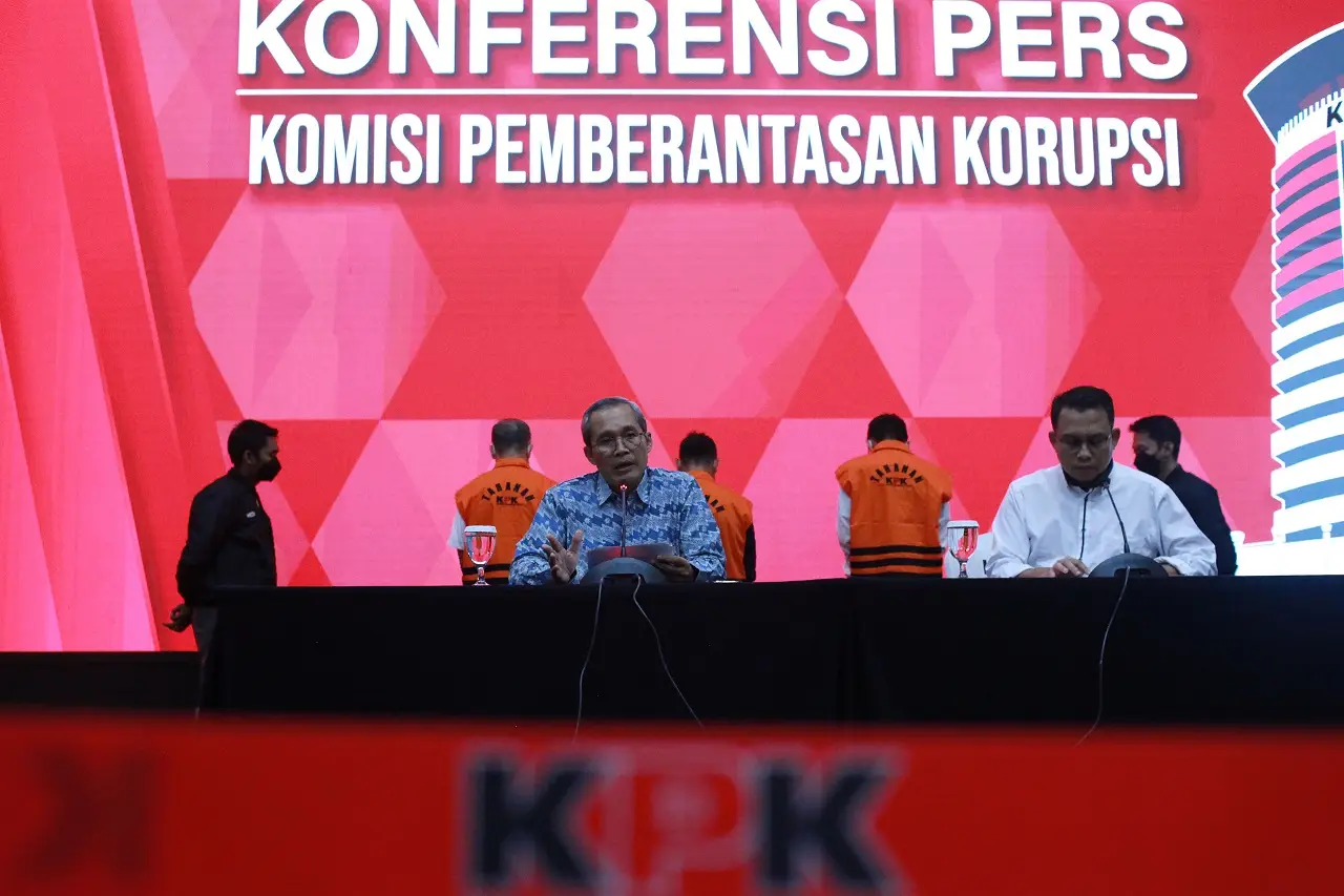 Ini Tampang 3 Koruptor...