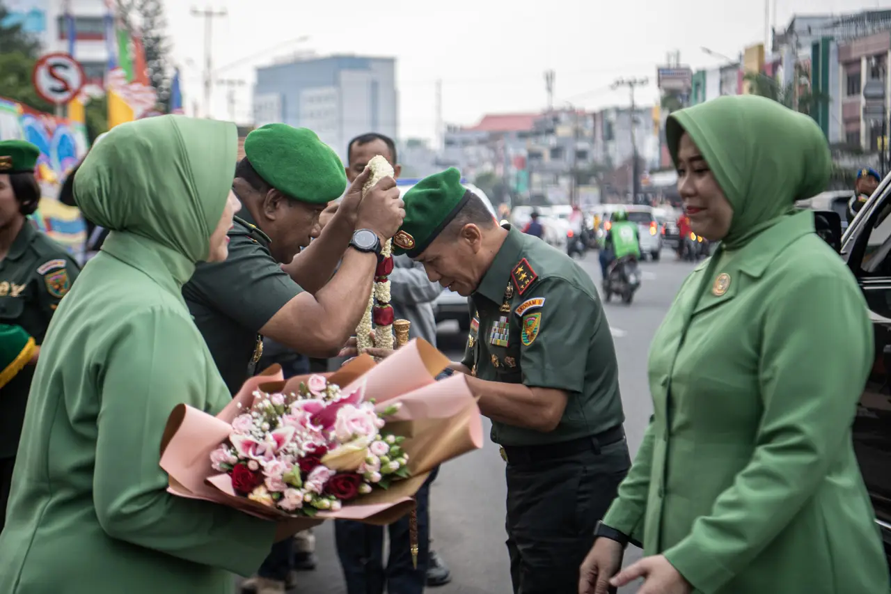 Penyambutan Panglima...