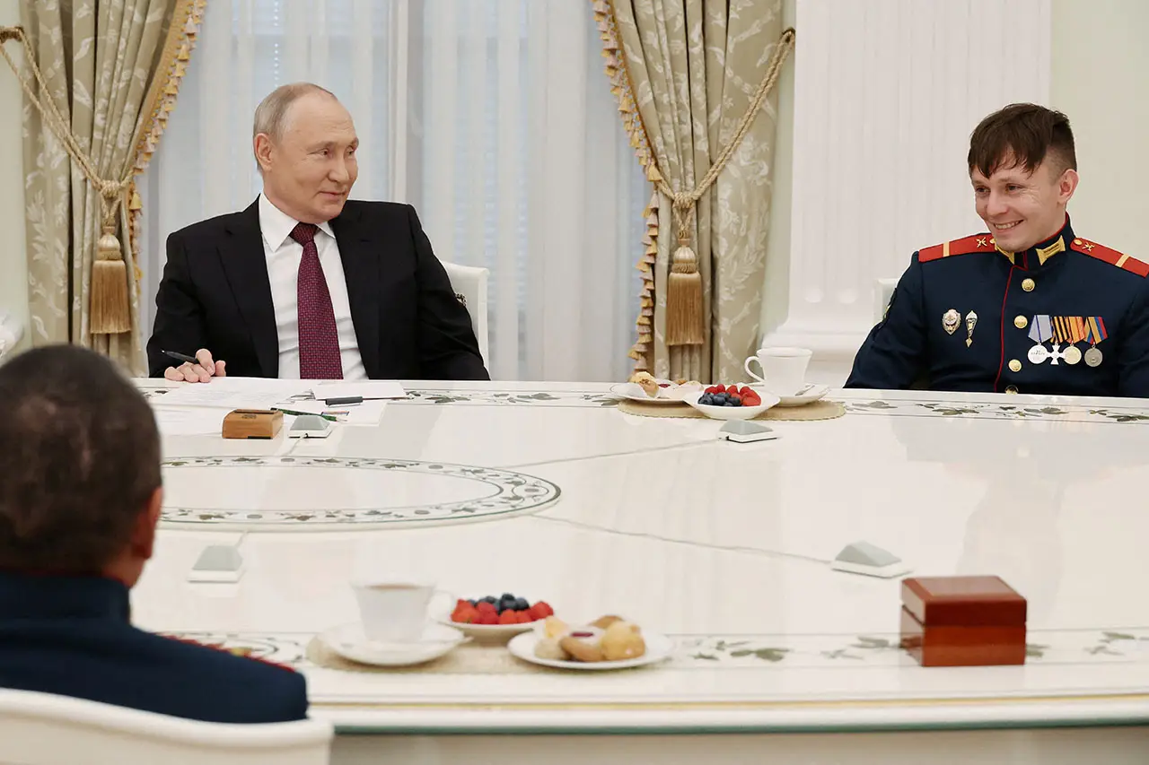 Dari Kremlin, Vladimir...