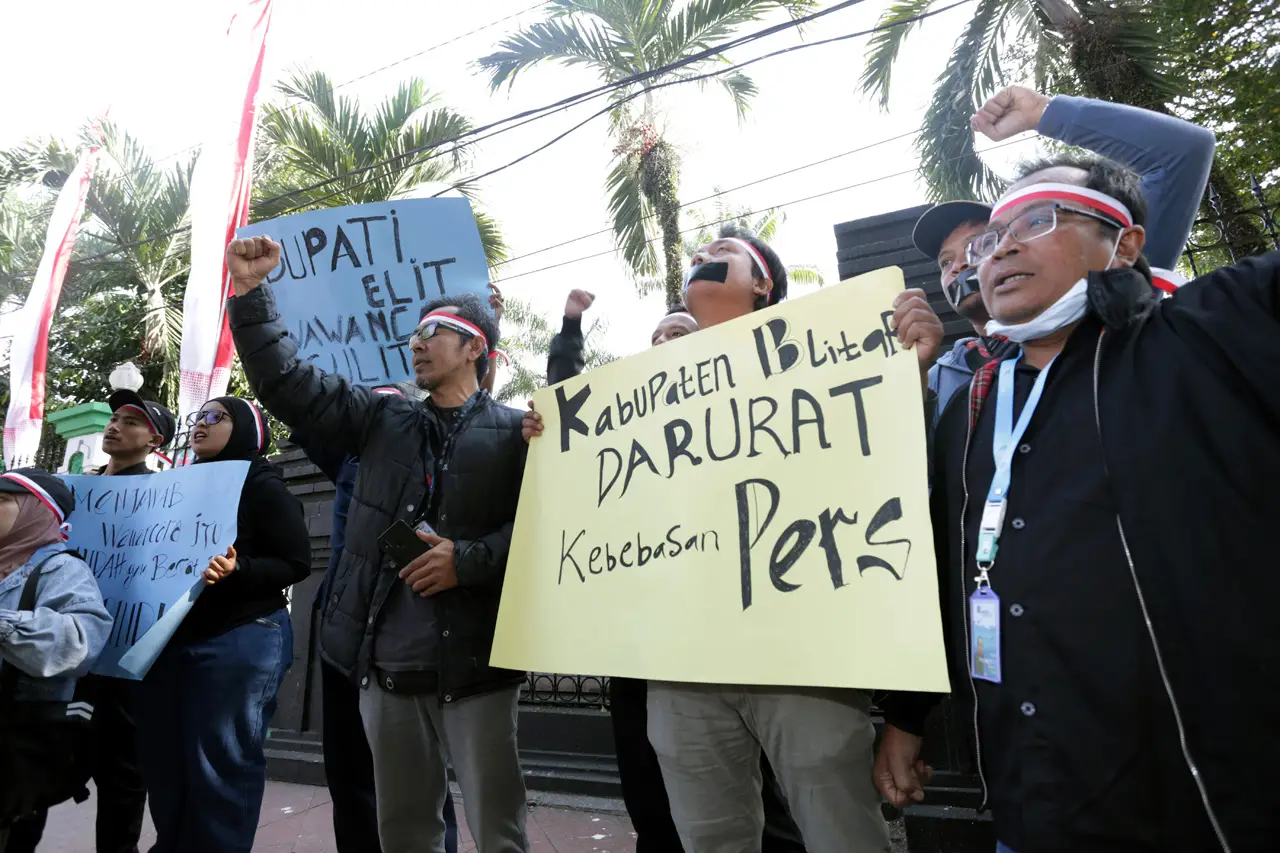 Aksi Damai Jurnalis...