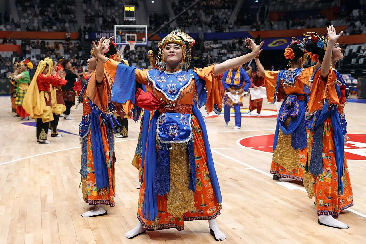 Tarian Khas Nusantara...