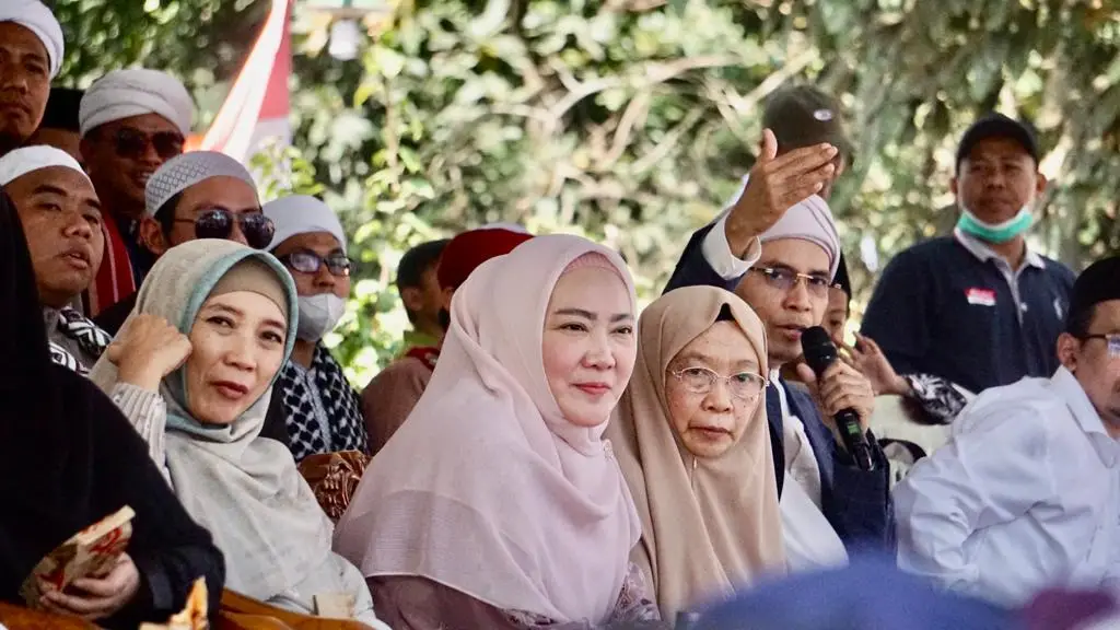 TGB Lepas Puluhan Ribu...