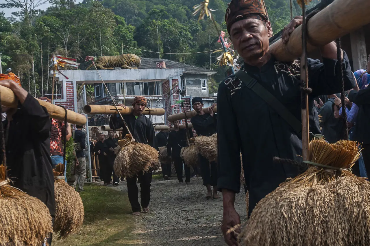 Tradisi Seren Taun Cisungsang