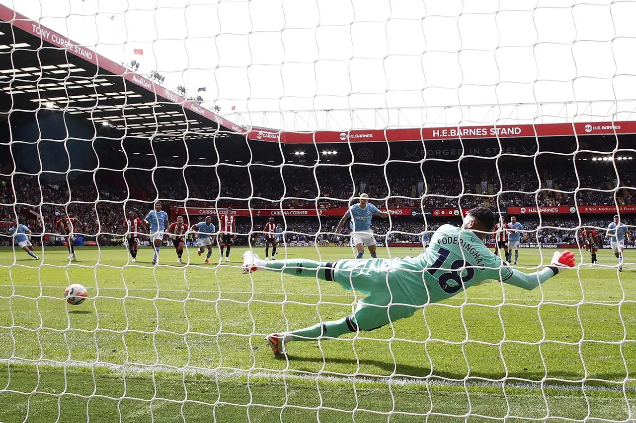 Man City Atasi Perlawanan...