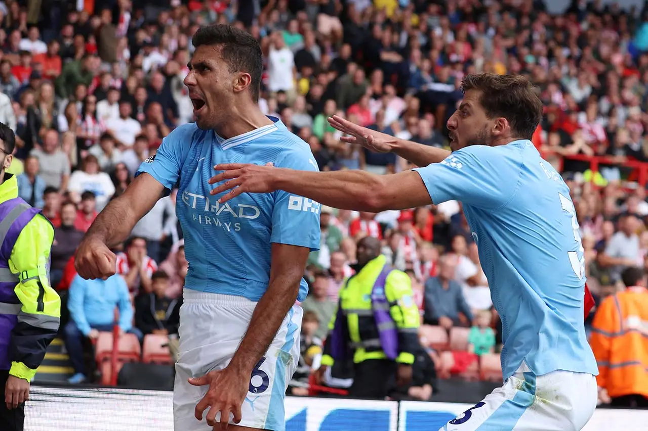 Man City Atasi Perlawanan...
