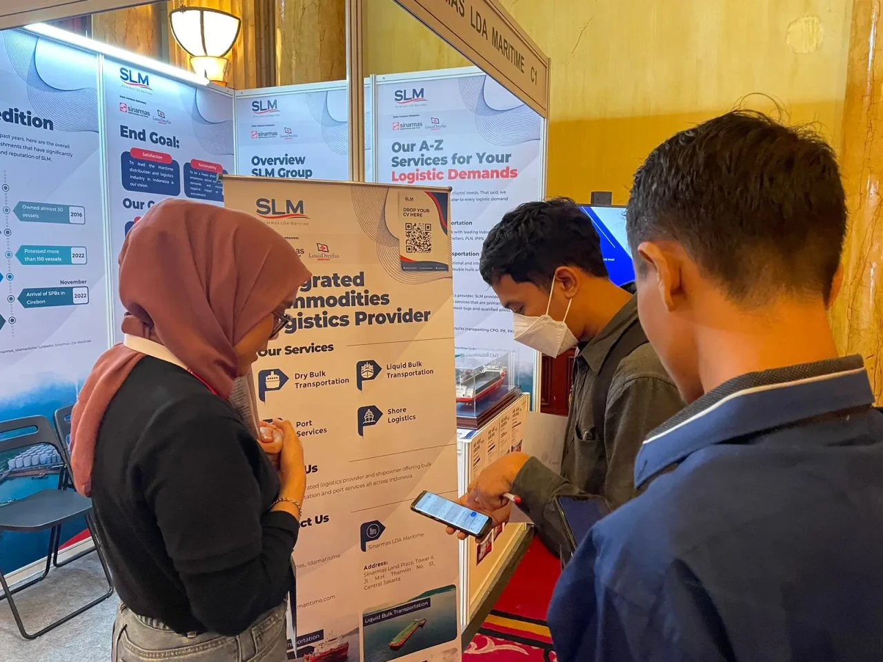 Bantu Para Pelaut Mencari...