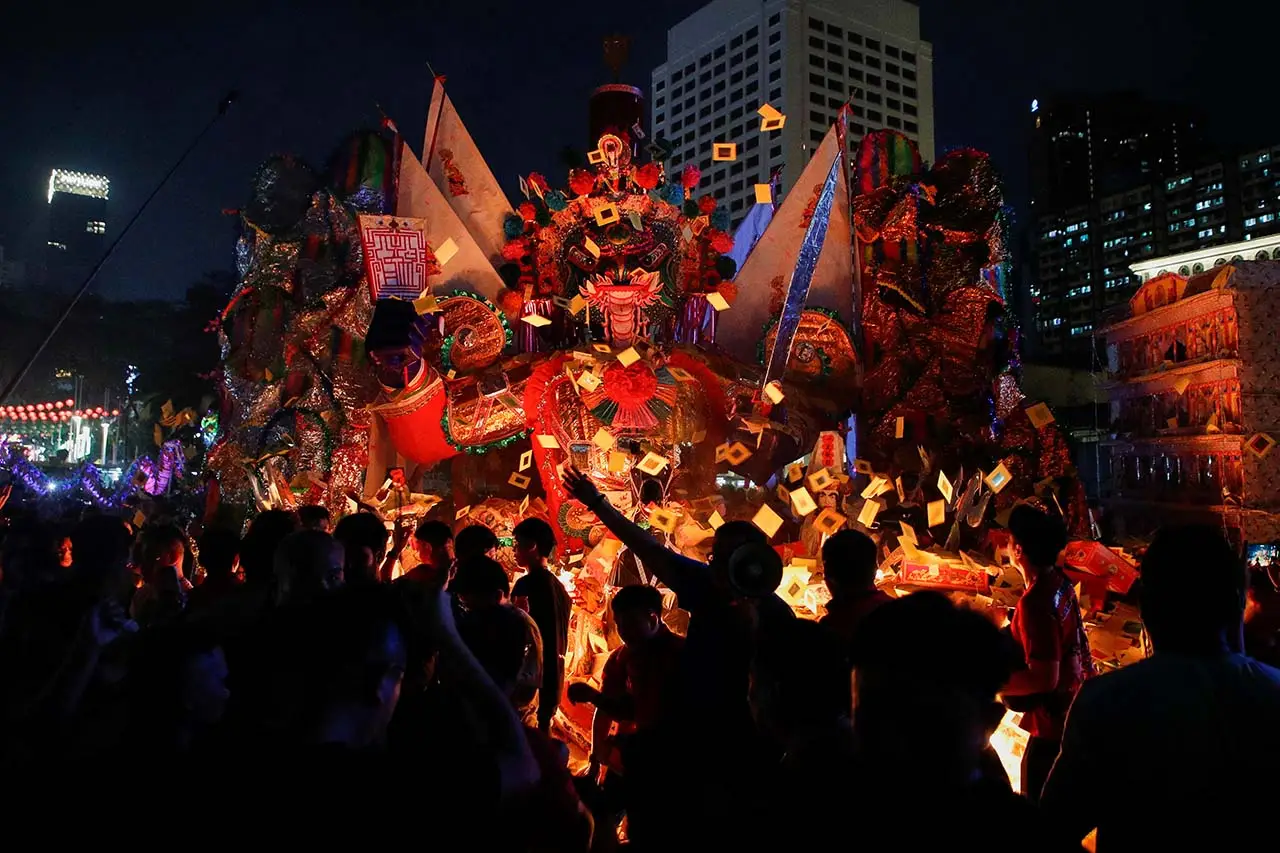 Kemeriahan Festival...