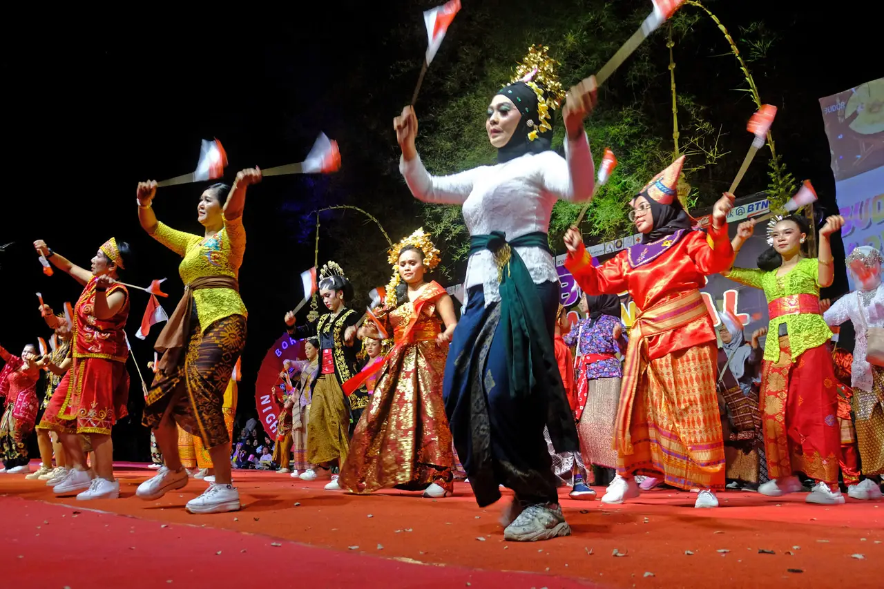 Kemeriahan Borobudur...