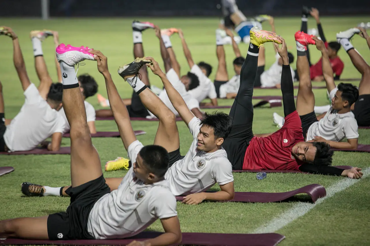 Latihan Perdana Timnas...