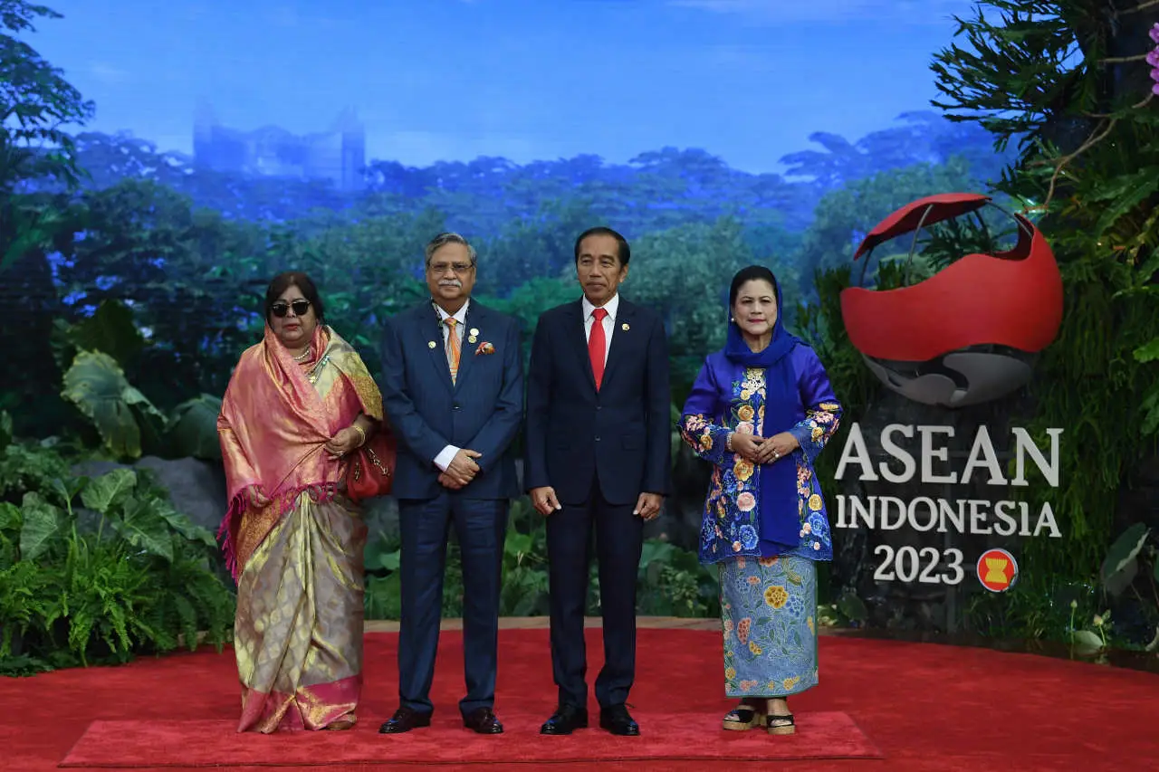 Pemimpin Negara Berdatangan...