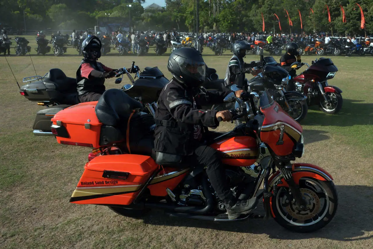Parade Moge Bali Bike...