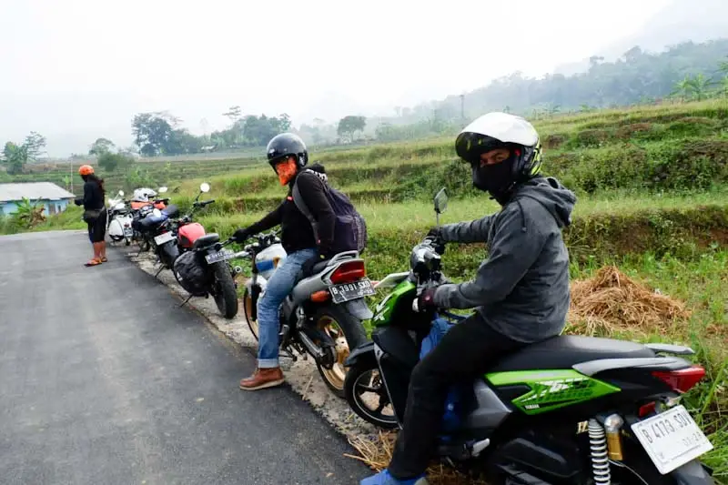Melepas Penat Kerja,...