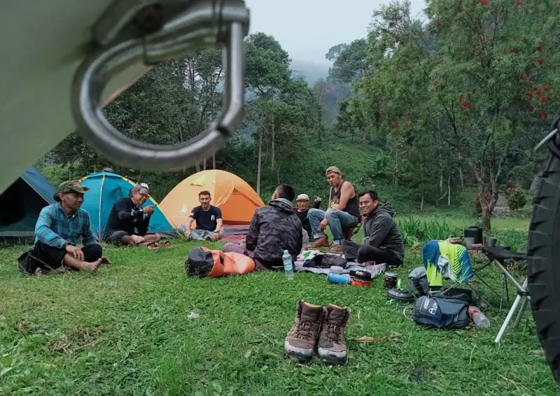 Melepas Penat Kerja,...