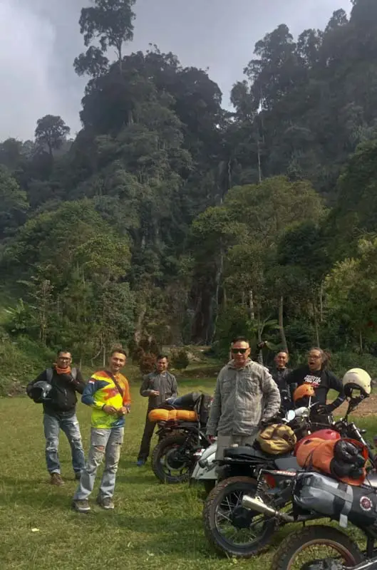 Melepas Penat Kerja,...
