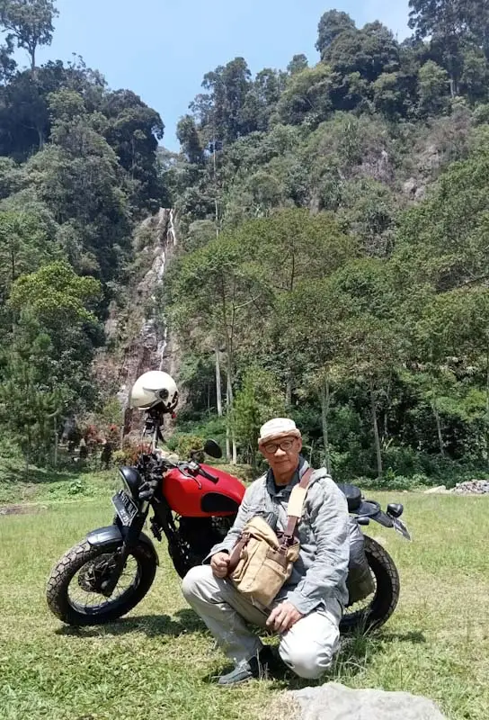 Melepas Penat Kerja,...
