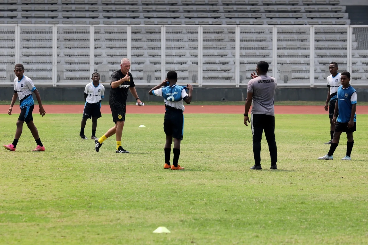 Coaching Clinic Papua...