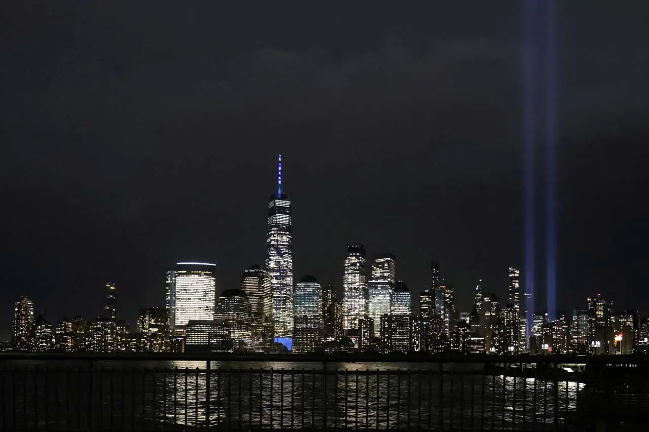 22 Tahun Tragedi 9/11,...