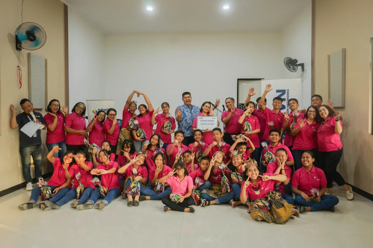 MNC Vision dan MNC Peduli...