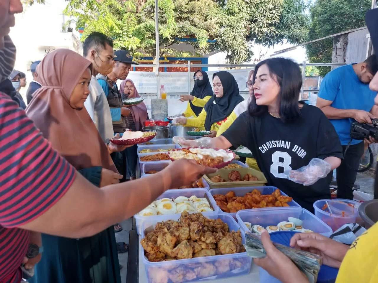 Pengusaha Cantik Asal...