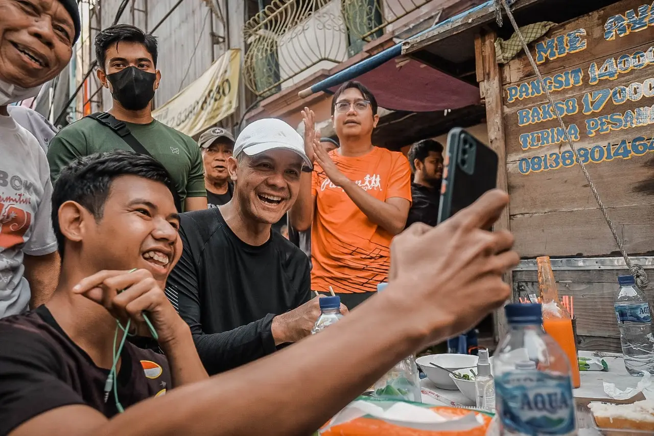 Kagetnya Bakul Mie Ayam...