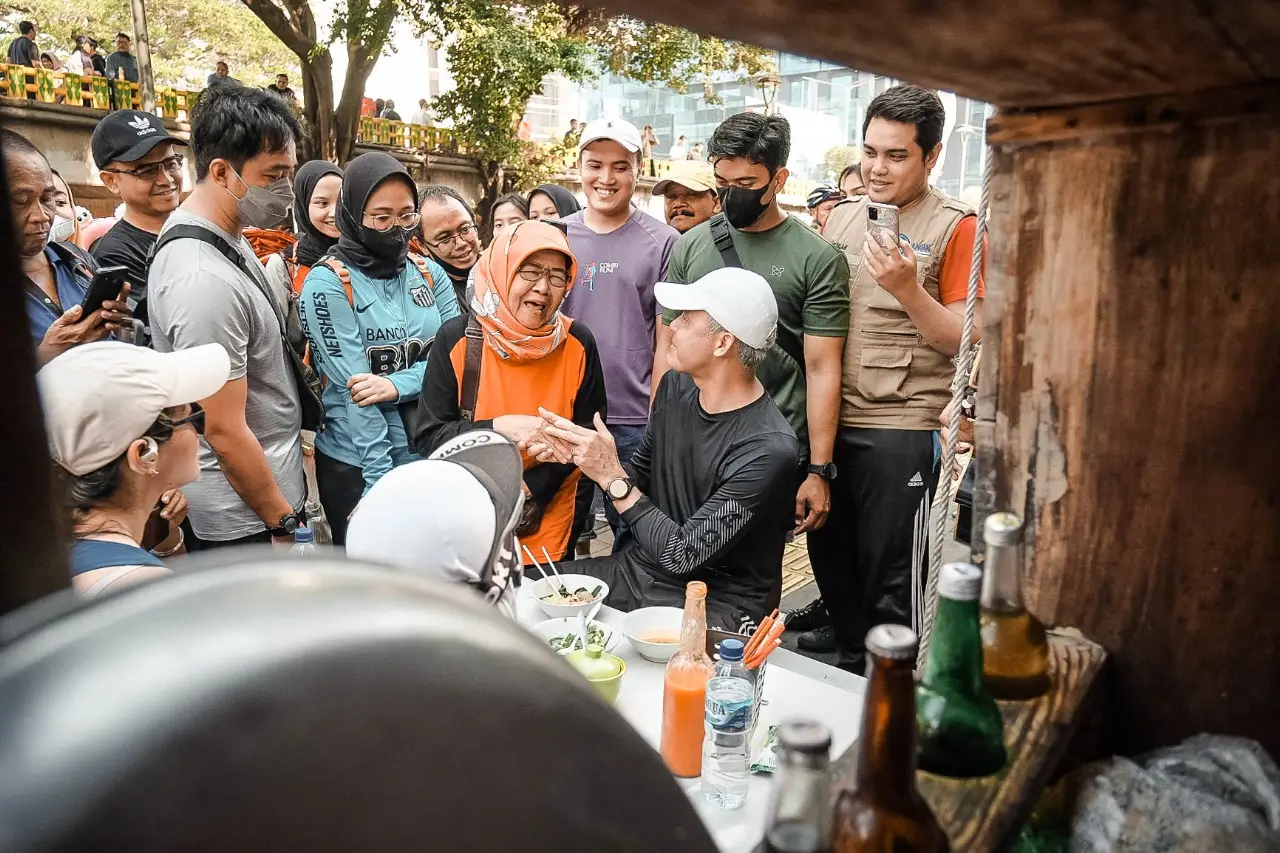 Kagetnya Bakul Mie Ayam...