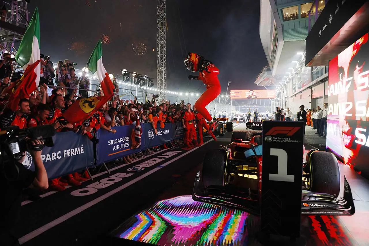Carlos Sainz Jr Juara...