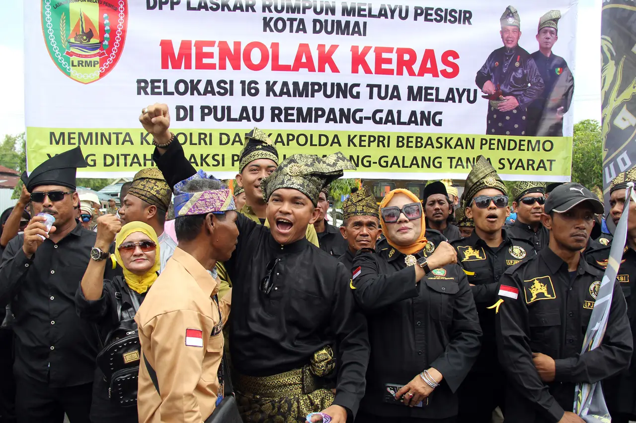 Aksi Solidaritas Melayu...