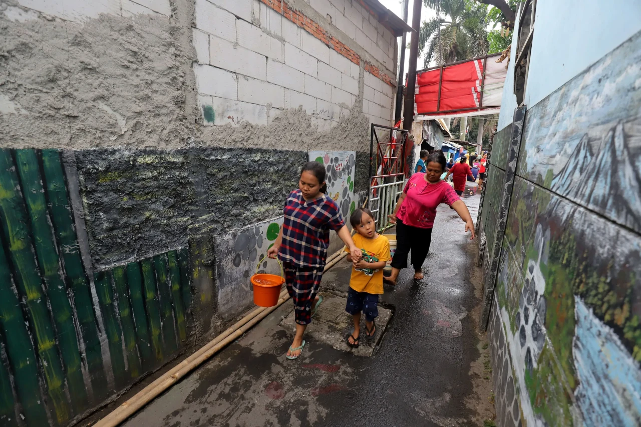 Bantuan Air Bersih untuk...