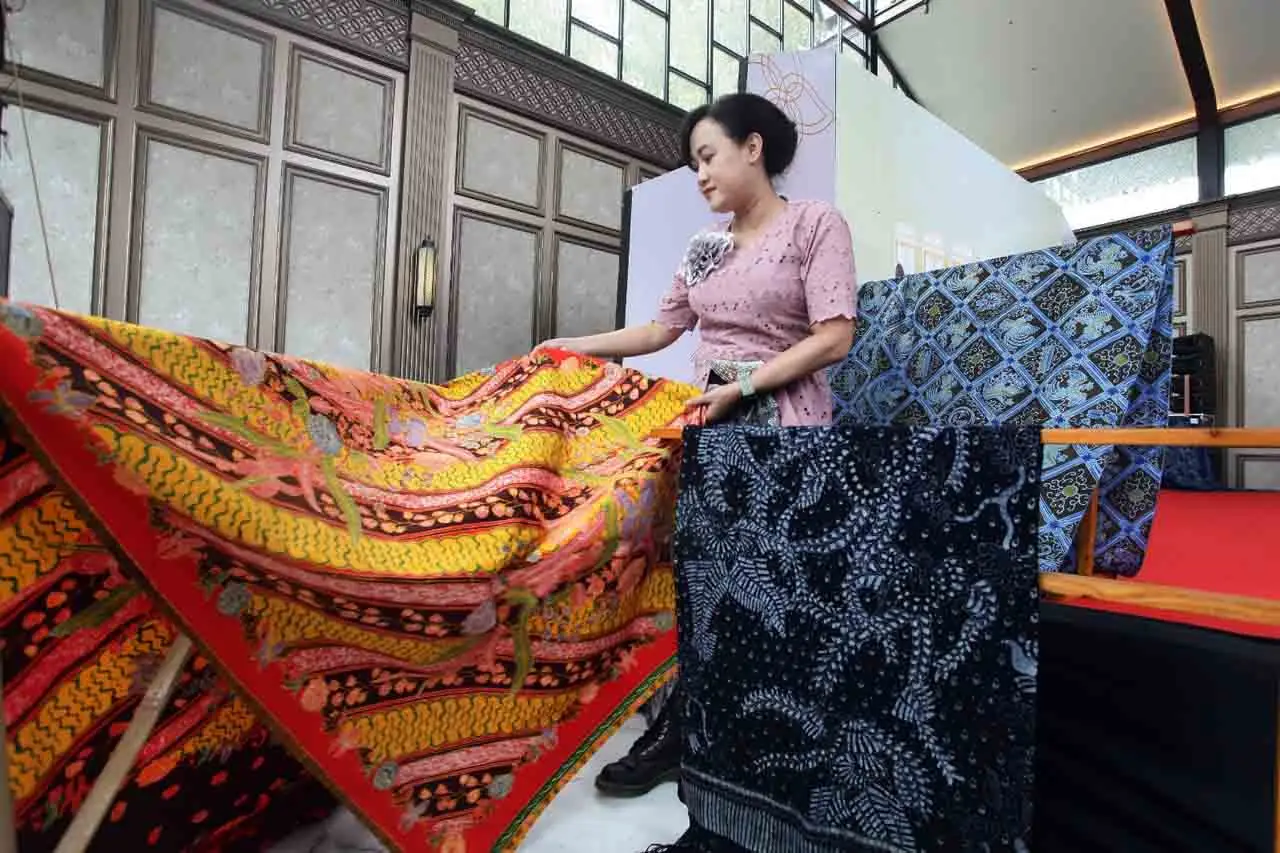 Dukung UMK dan UMKM,...