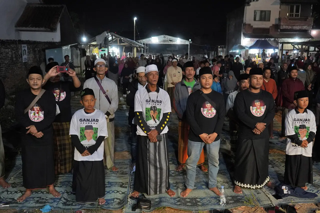 Doa Bersama Relawan...