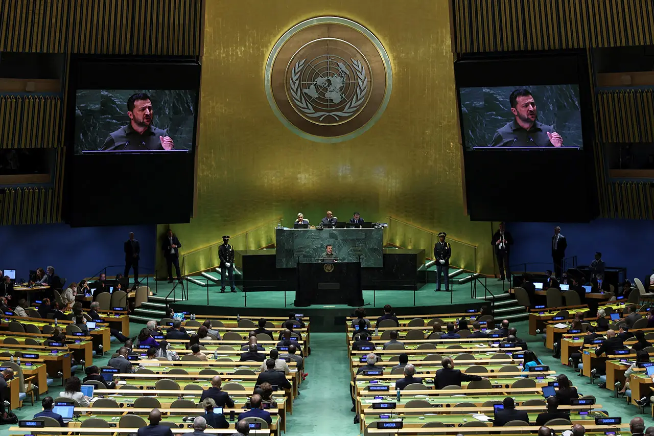 Presiden Ukraina Pidato...