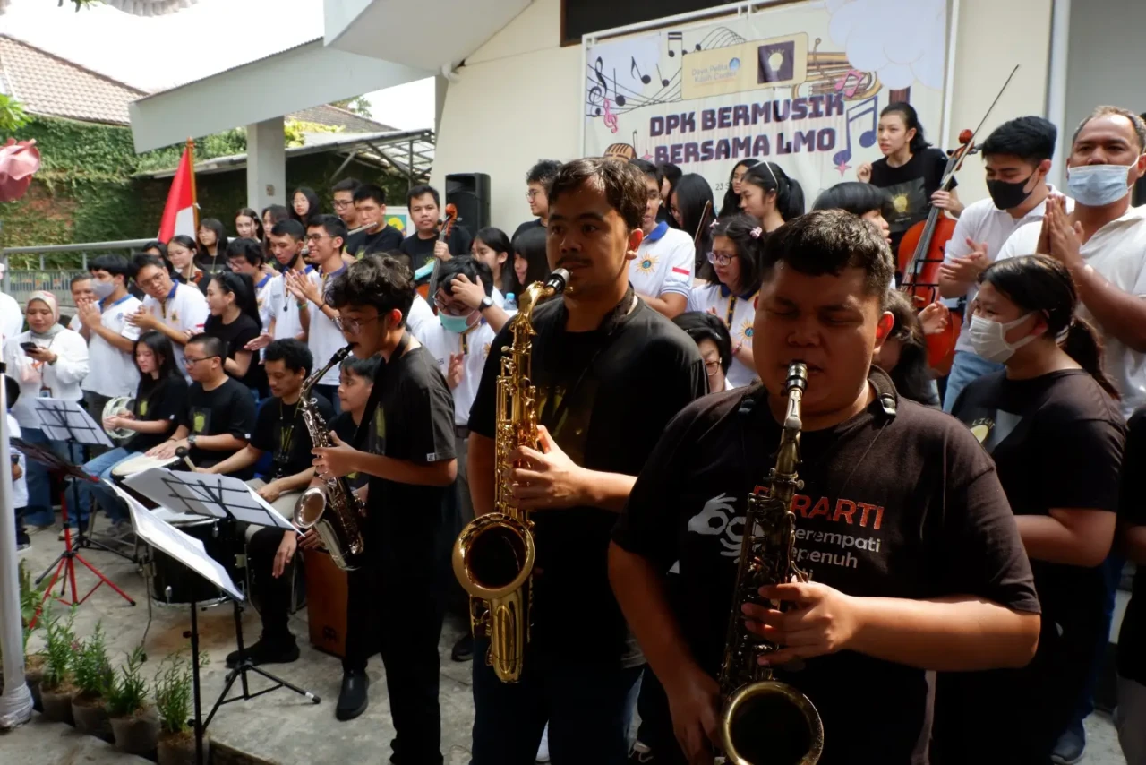 Light Ministry Orchestra...