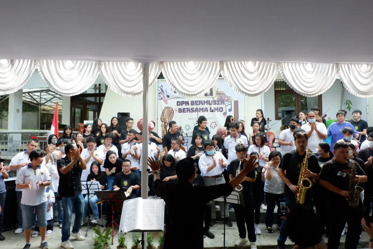 Light Ministry Orchestra...