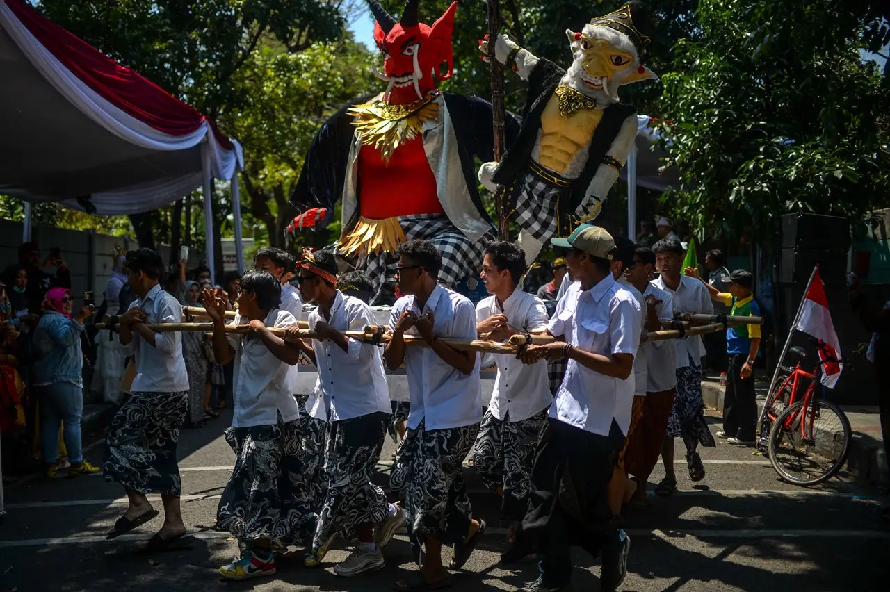 Kemeriahan Karnaval...