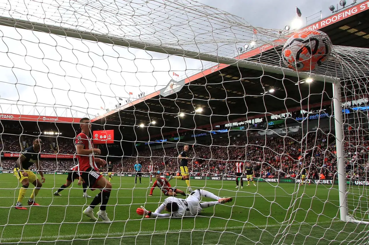 Kejam, Newcastle United...